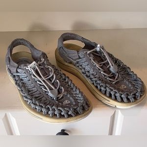 Keen Women’s Uneek Sandals Size 6.5